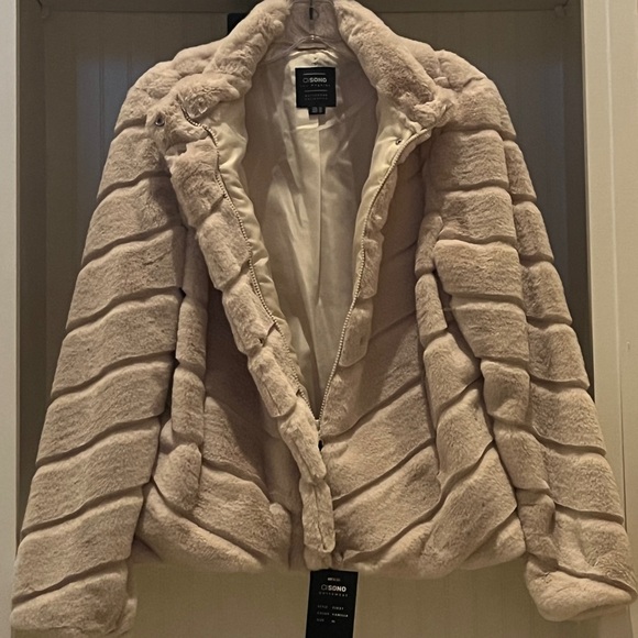 Ci Sono Faux Fur Coat | XL | Vanilla | NWT - Picture 2 of 6